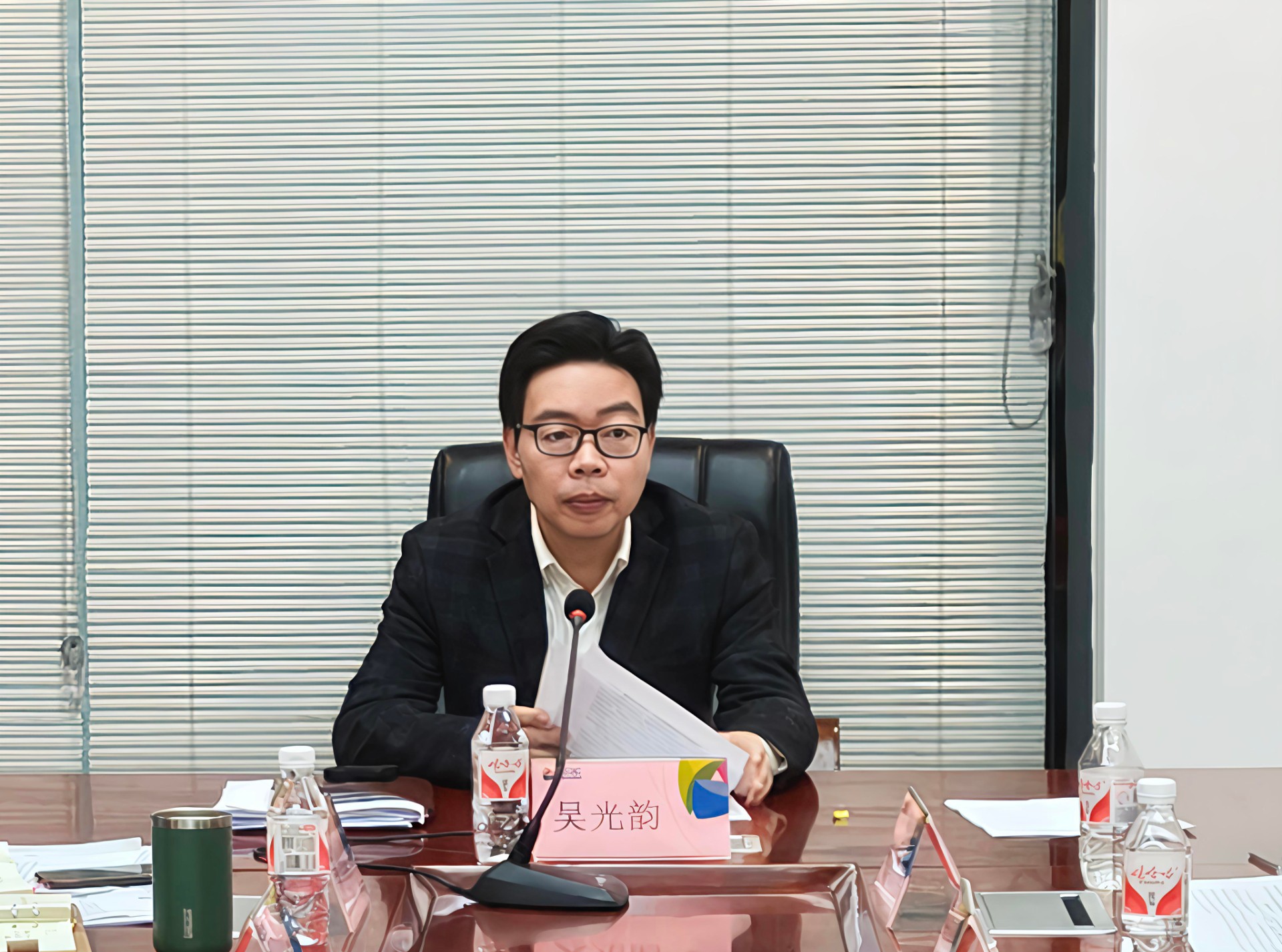 市交投物流集團(tuán)黨支部召開(kāi)2024年度組織生活會(huì)和民主評(píng)議黨員會(huì)議2.jpg